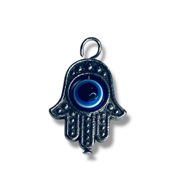 Hamsa Hand Small Pendant Silvertone Blue Swiveling Evil Eye 17mm (.6") - Picture 1 of 4
